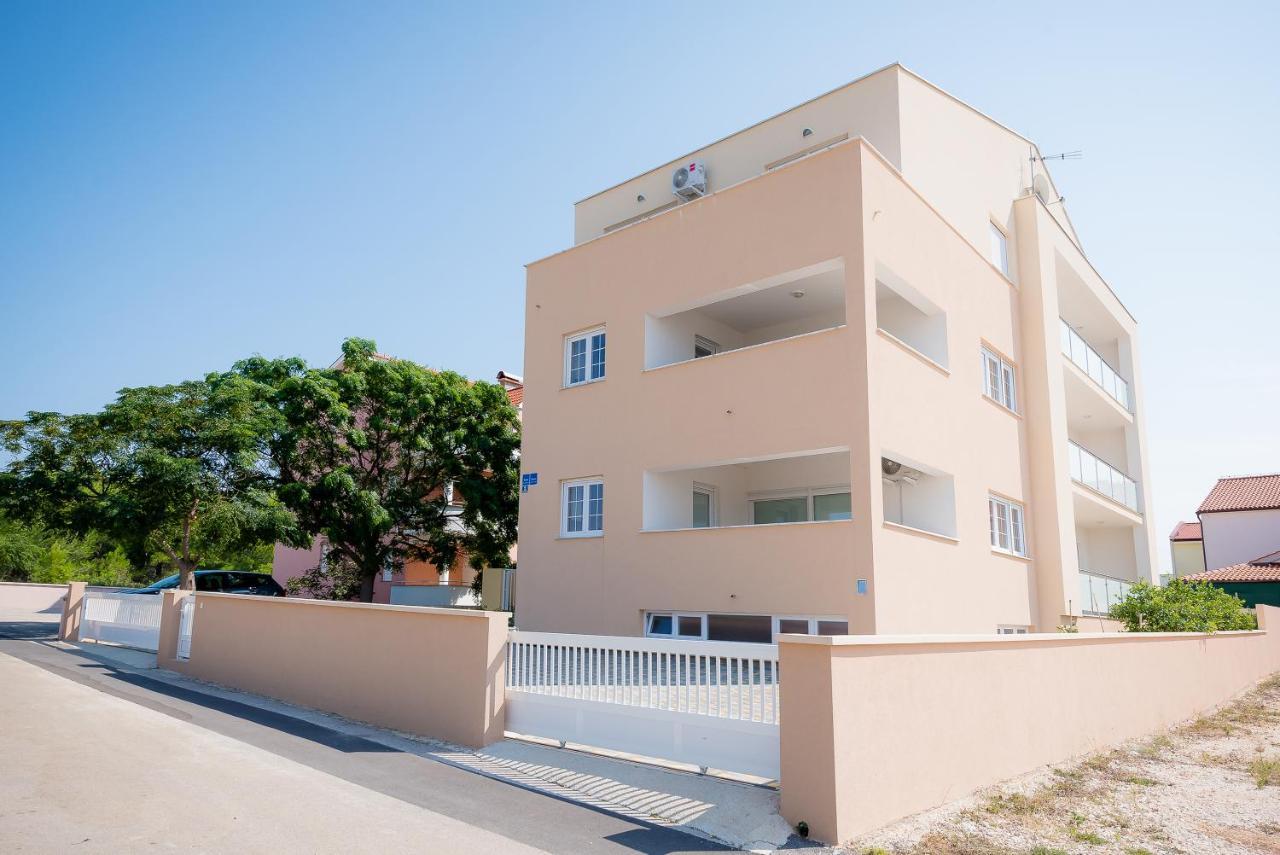 Apartments Sandrina Врси Экстерьер фото