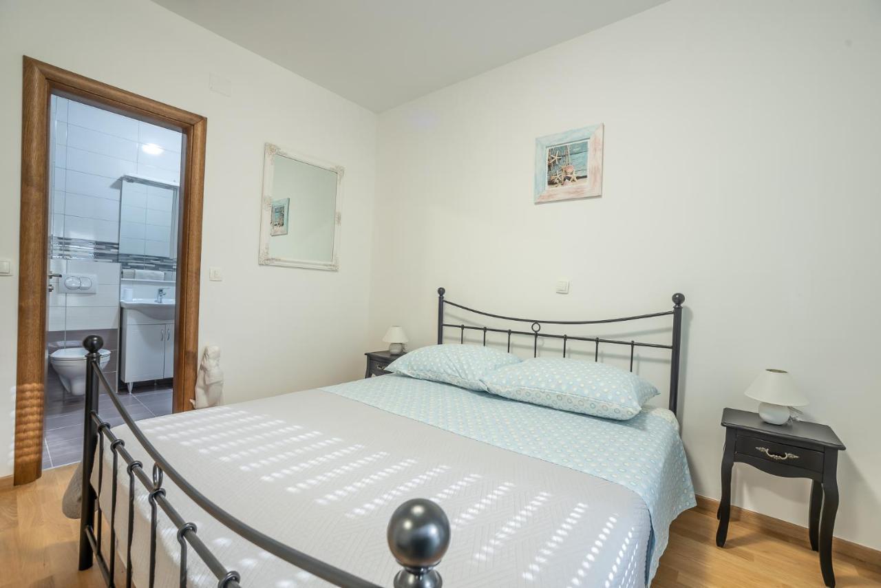 Apartments Sandrina Врси Экстерьер фото