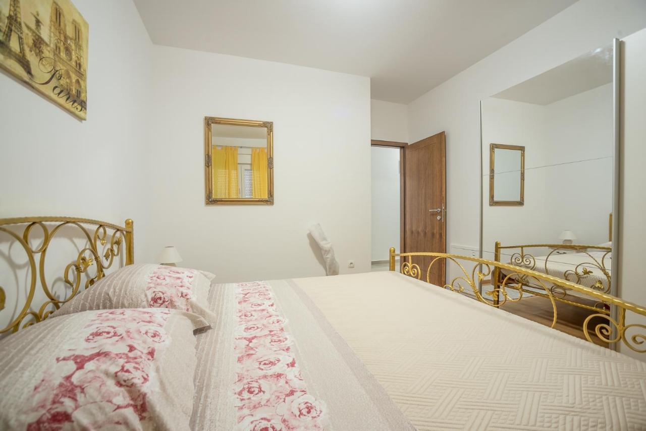 Apartments Sandrina Врси Экстерьер фото