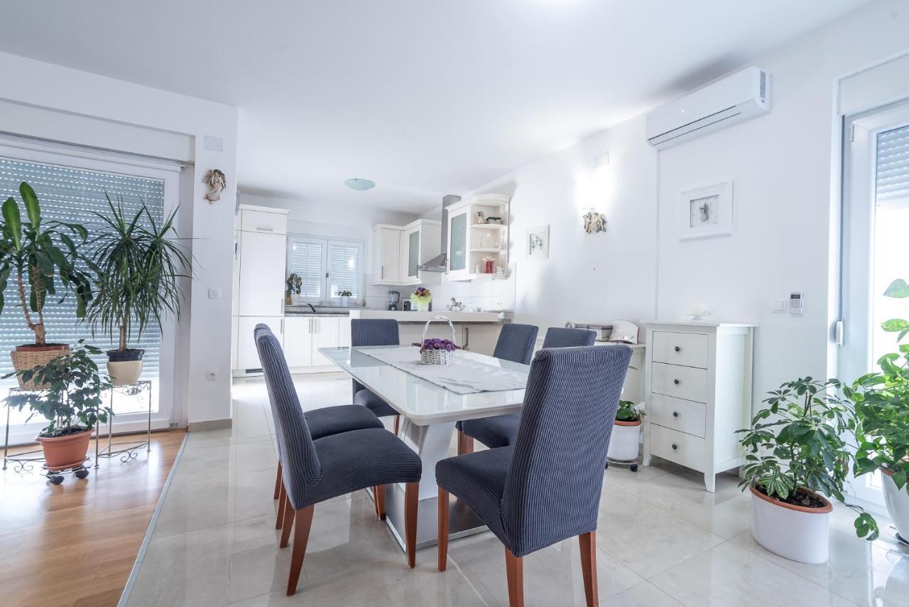 Apartments Sandrina Врси Экстерьер фото
