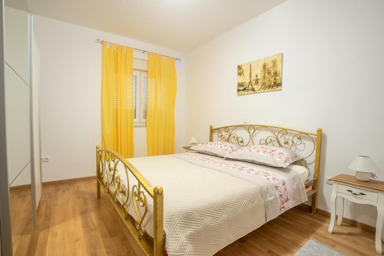 Apartments Sandrina Врси Экстерьер фото