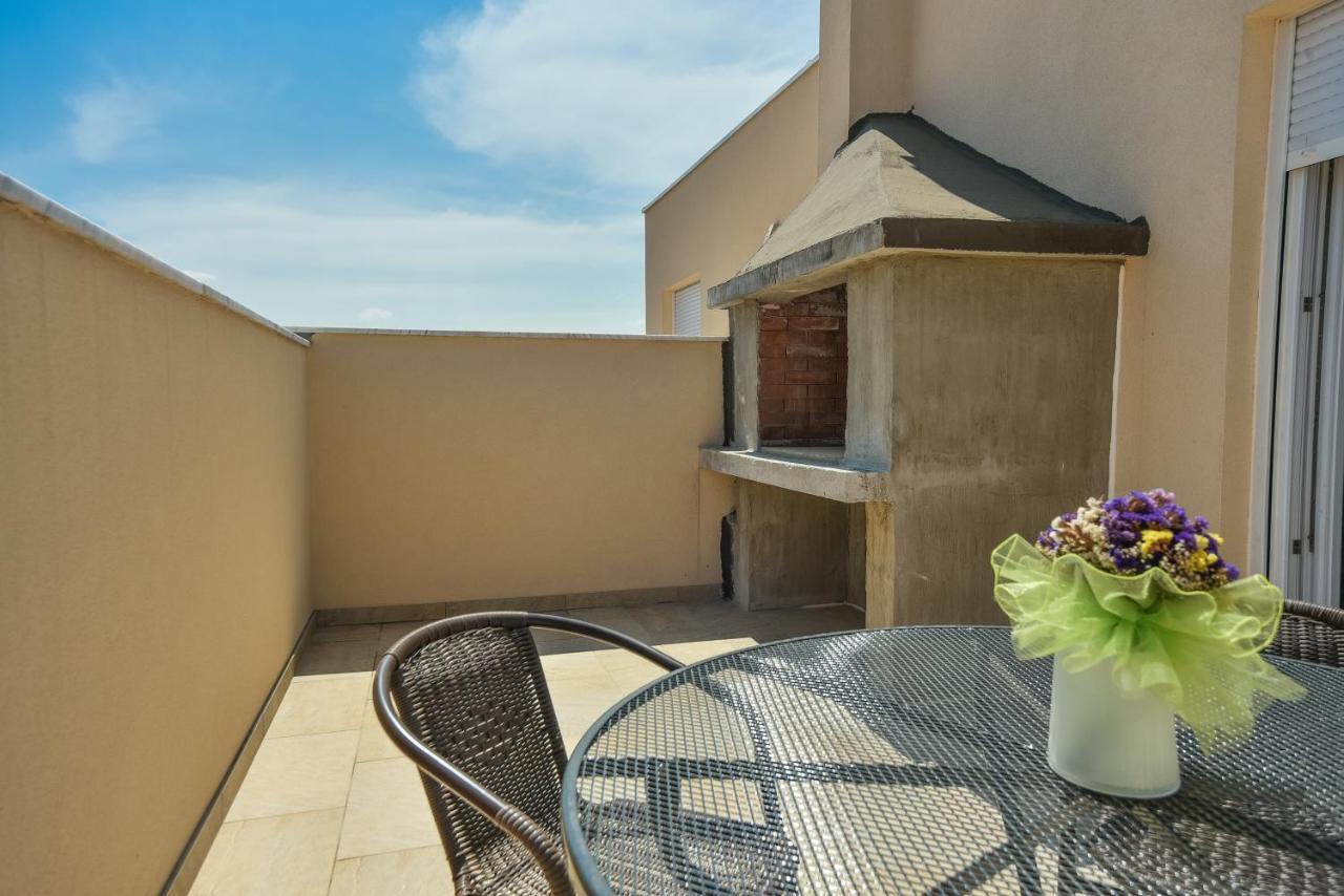 Apartments Sandrina Врси Экстерьер фото