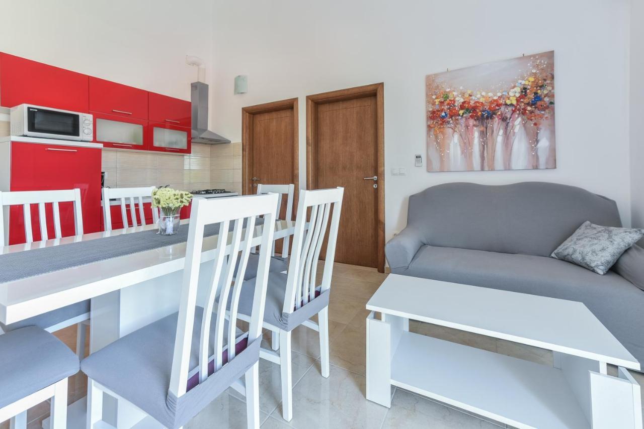 Apartments Sandrina Врси Экстерьер фото