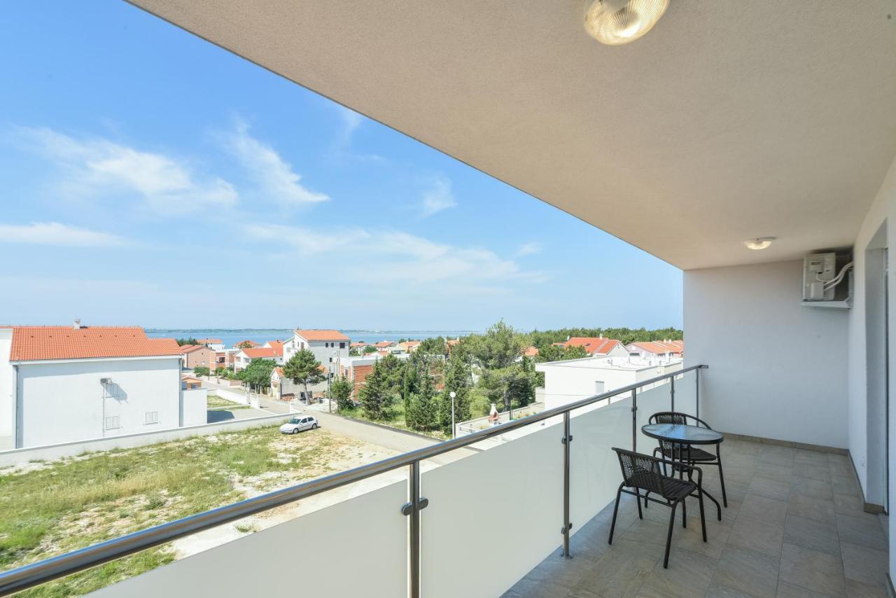 Apartments Sandrina Врси Экстерьер фото