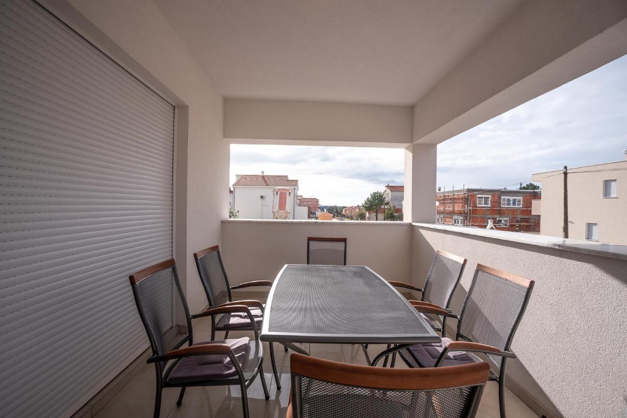 Apartments Sandrina Врси Экстерьер фото