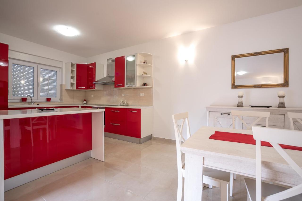 Apartments Sandrina Врси Экстерьер фото