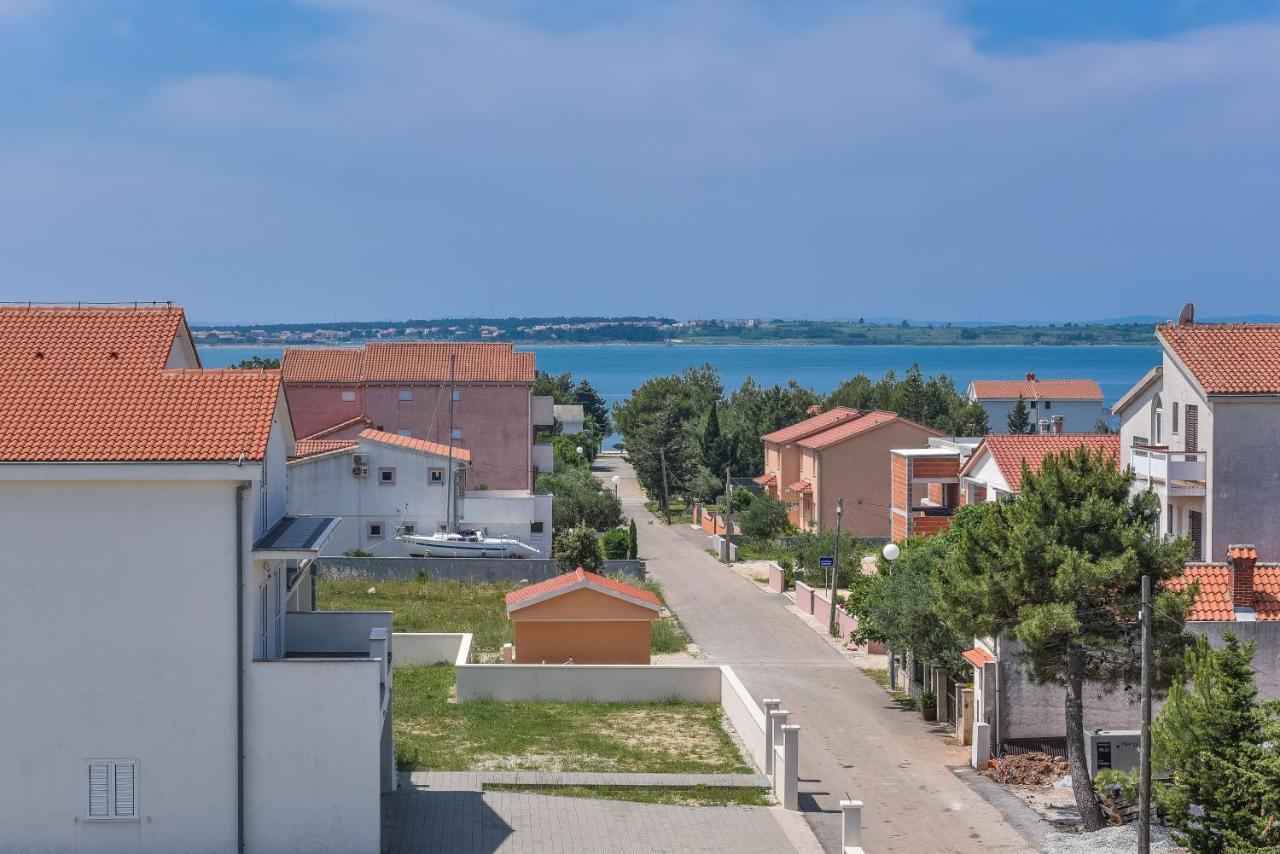 Apartments Sandrina Врси Экстерьер фото